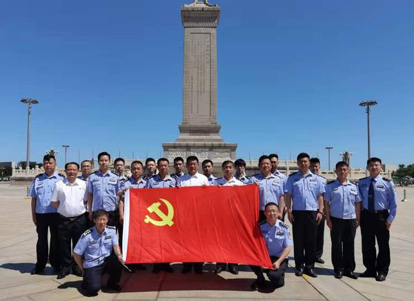 周刊2.jpg