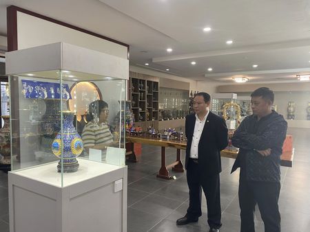 文章附图
